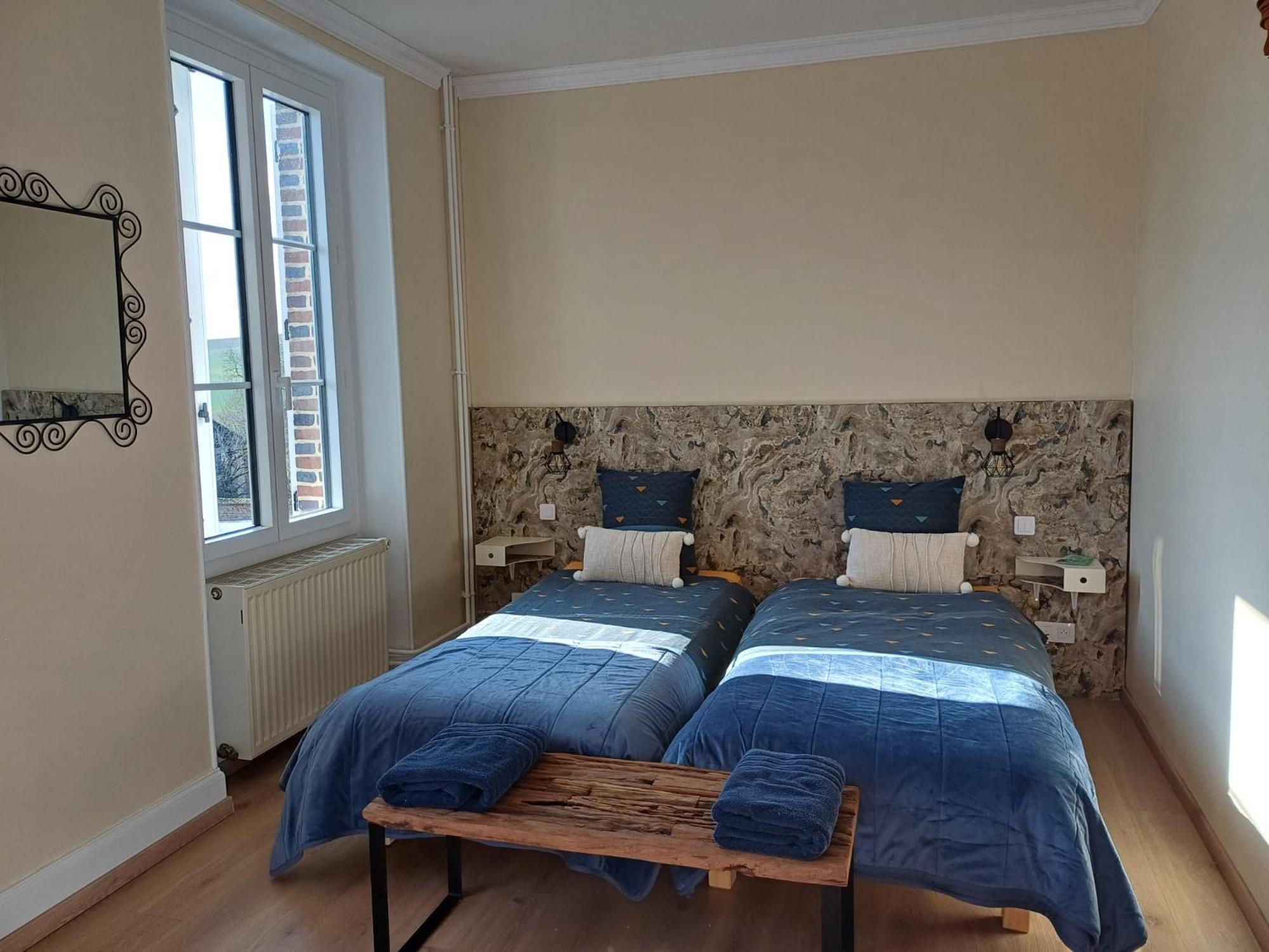 Bed and Breakfast La Demeure D'Othe Sormery Экстерьер фото